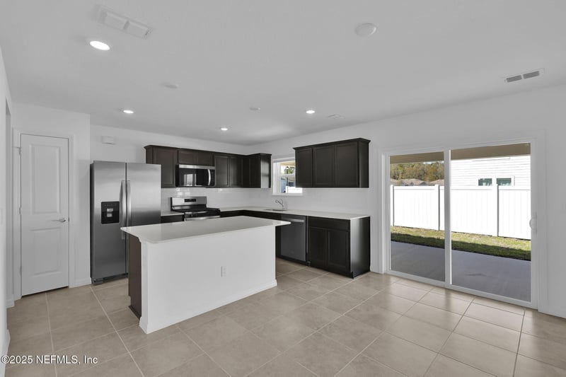 5507 Longfin Ct, Jacksonville, FL 32244