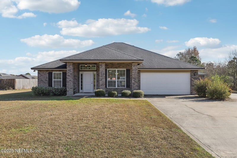 53072 Clear Lake Dr, Callahan, FL 32011