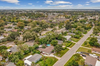 885 Bonita Rd, Atlantic Beach, FL 32233