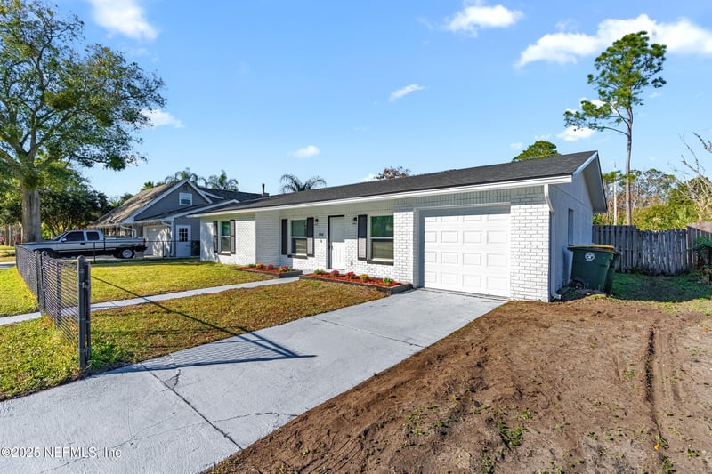 3631 North Ride Dr, Jacksonville, FL 32223