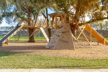 256 Fairlake Cir, St Augustine, FL 32092