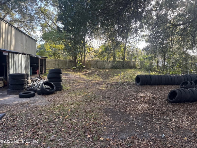 15050 Us Hwy 301, Waldo, FL 32694