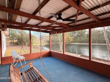 3282 Cancun Dr, Jacksonville, FL 32225