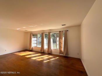 5550 Darlow Ave, Jacksonville, FL 32277