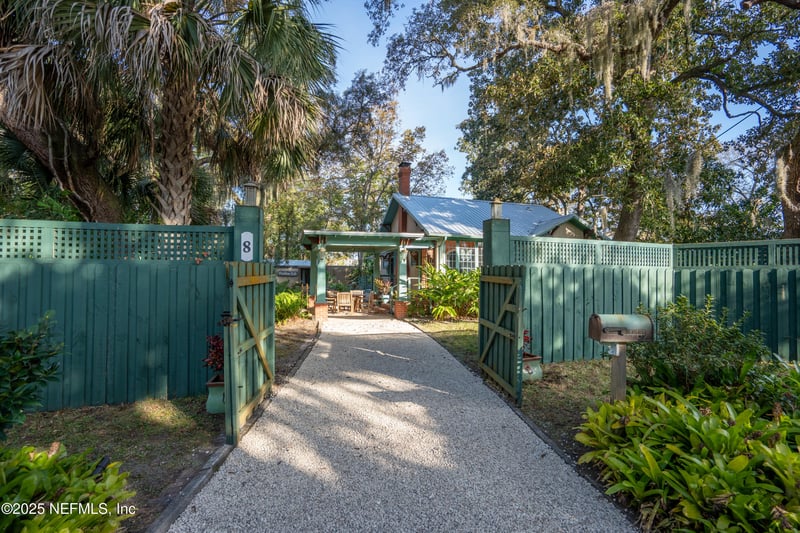 8 Park Ave, St Augustine, FL 32084