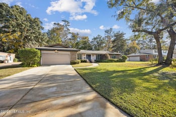 4817 Water Oak Ln, Jacksonville, FL 32210