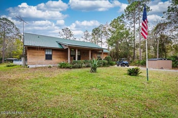 180 Pioneer Trl, Green Cove Springs, FL 32043