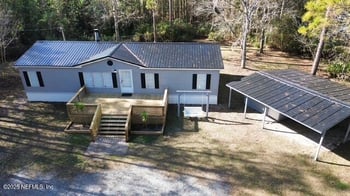 43347 Larsen Rd, Callahan, FL 32011