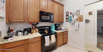 14250 Summer Breeze Dr, Jacksonville, FL 32218