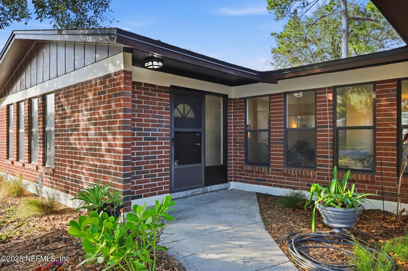 521 Clermont Ave, Orange Park, FL 32073