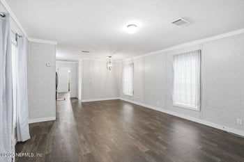 524 Railroad Ave, Macclenny, FL 32063