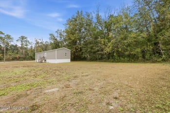 524 Railroad Ave, Macclenny, FL 32063