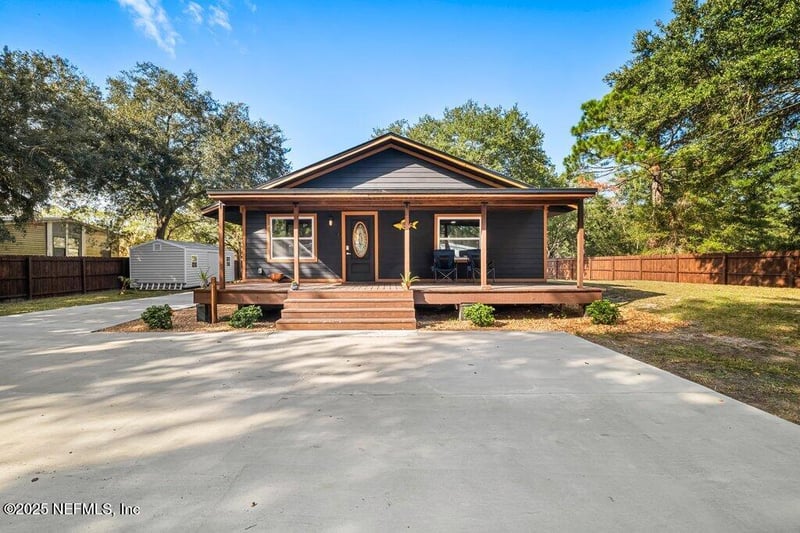 16214 Shark Rd, Jacksonville, FL 32226