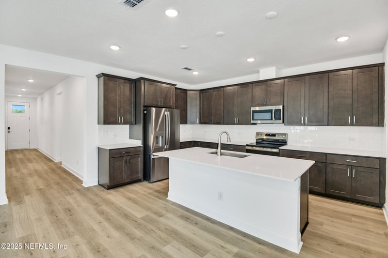 190 Enclave Ave, Palm Coast, FL 32164