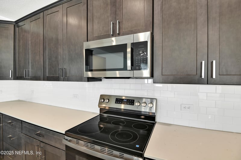 190 Enclave Ave, Palm Coast, FL 32164