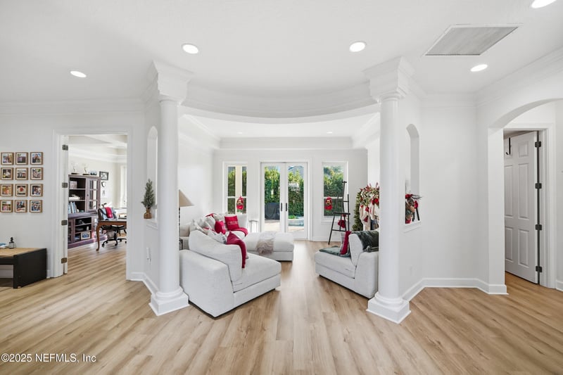 353 Sea Lake Ln, Ponte Vedra Beach, FL 32082