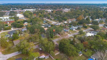 7029 Hielo Dr, Jacksonville, FL 32211