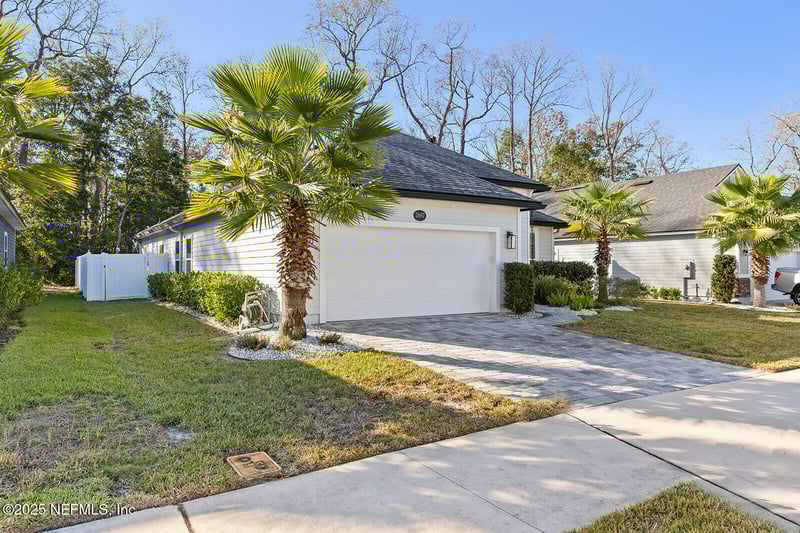 2692 Daylily Ln, Jacksonville, FL 32226