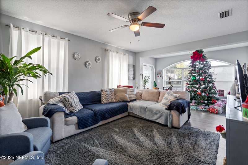 164 54th St, Jacksonville, FL 32208