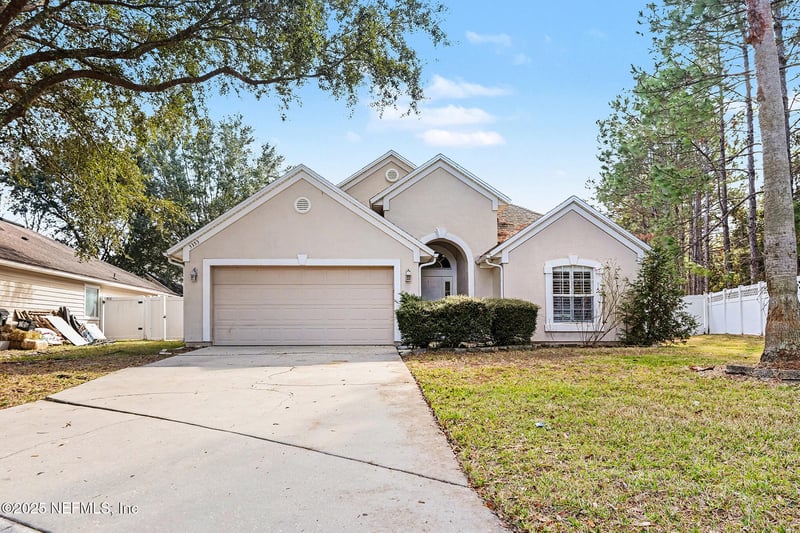 3353 Horseshoe Trail Dr, Orange Park, FL 32065