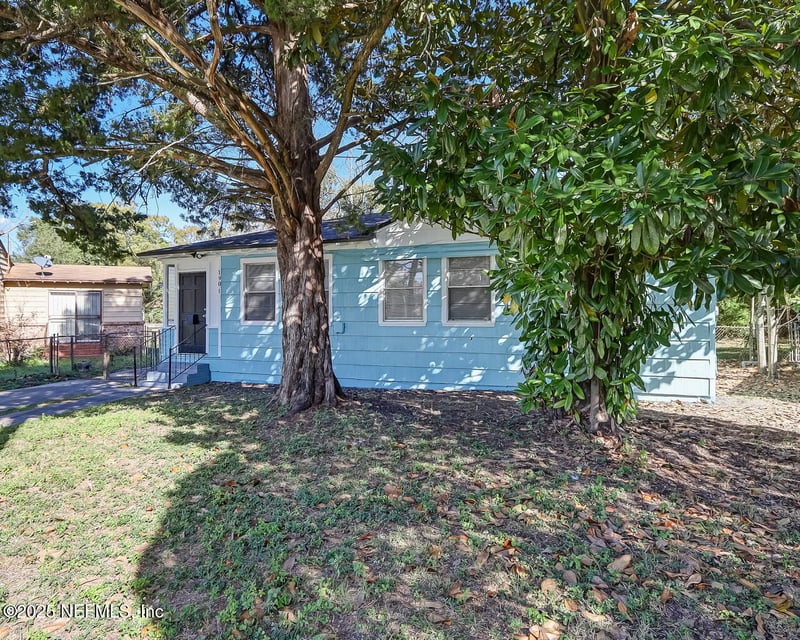1901 Pullman Ct, Jacksonville, FL 32209