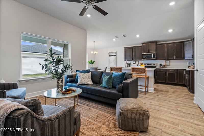 8223 Helmsley Blvd, Jacksonville, FL 32219