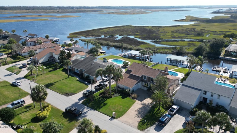 14848 Plumosa Dr, Jacksonville, FL 32250