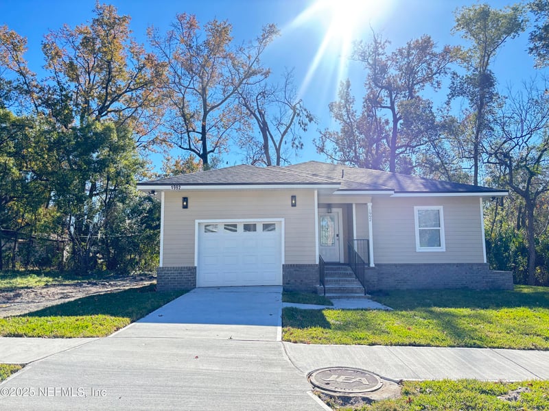 1992 20th St, Jacksonville, FL 32209