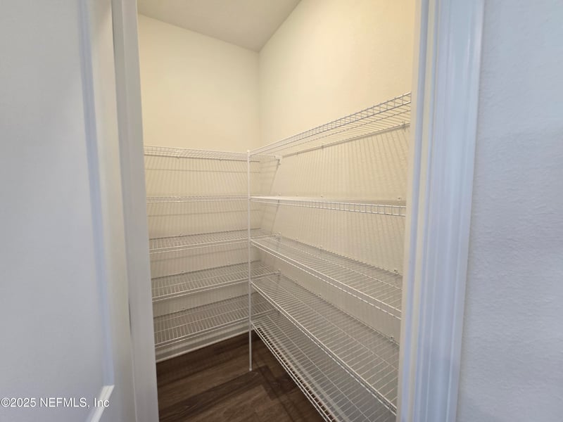 3494 Americana Dr, Green Cove Springs, FL 32043