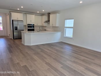 3494 Americana Dr, Green Cove Springs, FL 32043