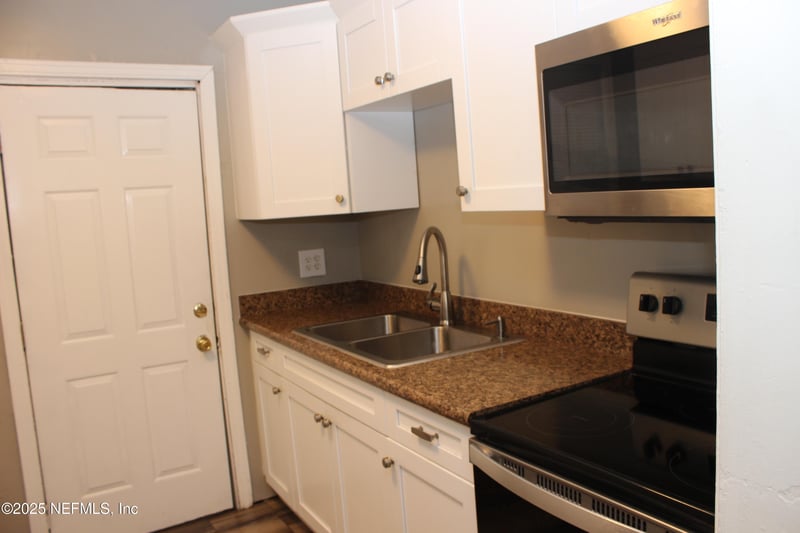 1659 University St, Jacksonville, FL 32209