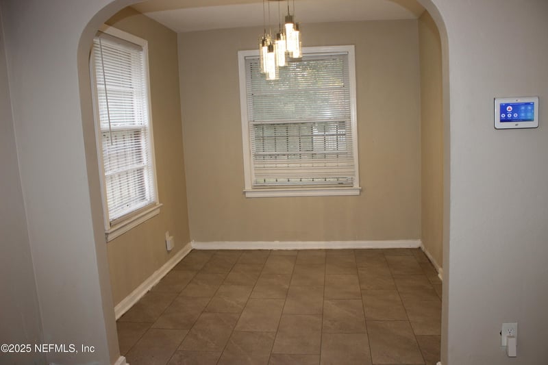 1659 University St, Jacksonville, FL 32209