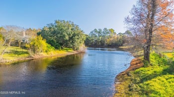 13025 Viburnum Dr, Jacksonville, FL 32246