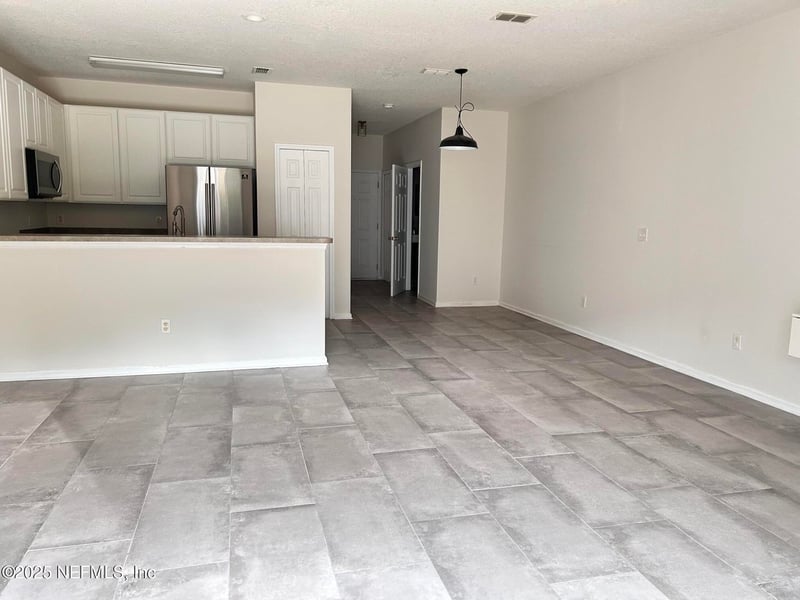 8617 Ribbon Falls Ln, Jacksonville, FL 32244