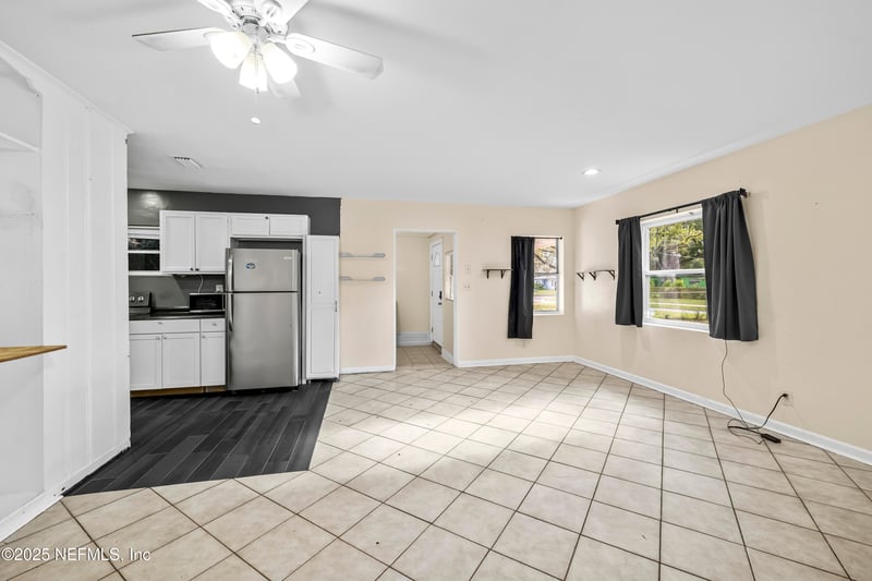 3933 Abby Ln, Jacksonville, FL 32207