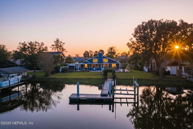 14073 Pine Island Dr, Jacksonville, FL 32224