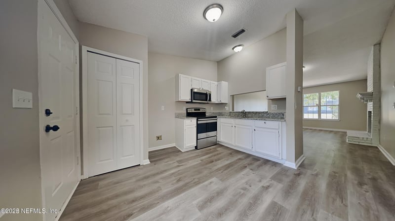 1126 Odessa St, Jacksonville, FL 32206