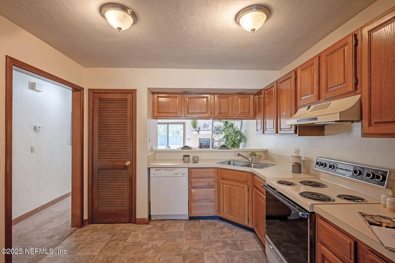 10800 Old St Augustine Rd #604, Jacksonville, FL 32257