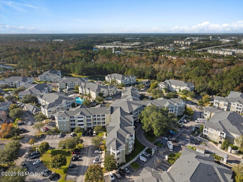 8290 Gate Pw #516, Jacksonville, FL 32216