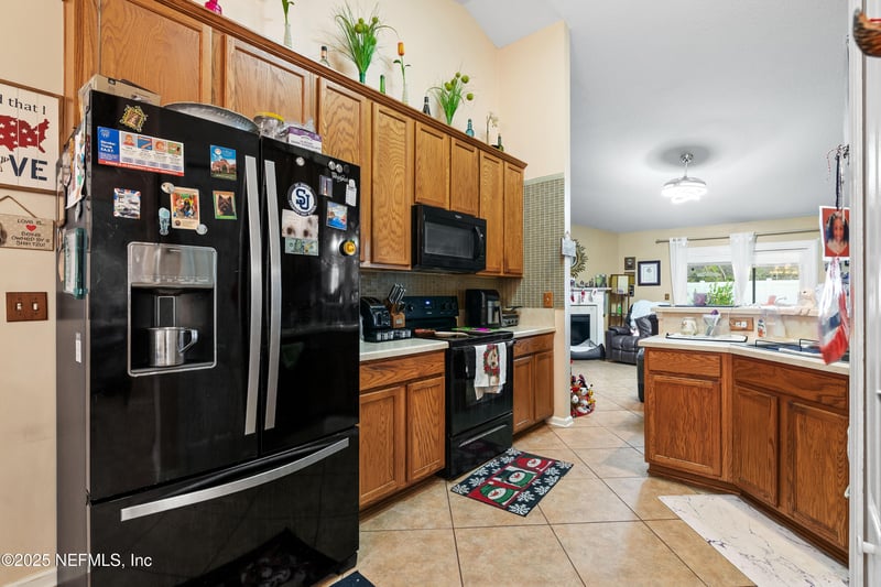 6417 Skyler Jean Dr, Jacksonville, FL 32244