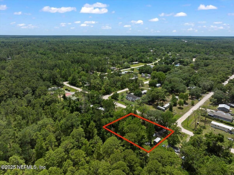 204 Amberjack St, Satsuma, FL 32189