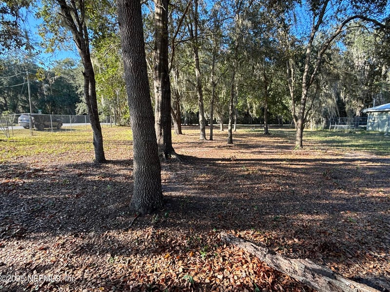 104 Marina Rd, Satsuma, FL 32189