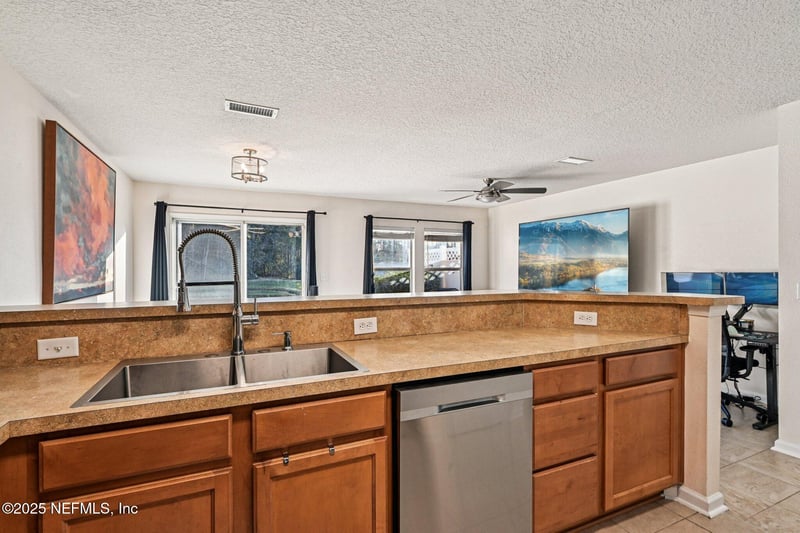 5922 Brice Ct, Jacksonville, FL 32244