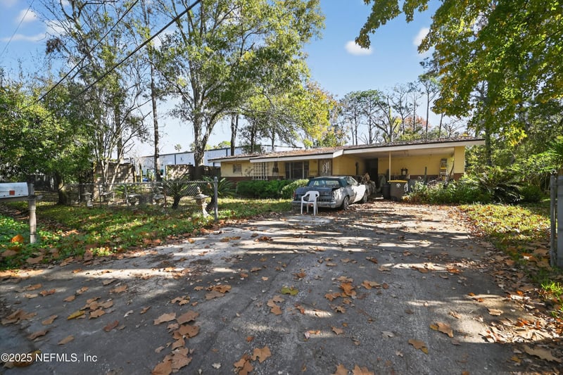 8545 Matera Ave, Jacksonville, FL 32244