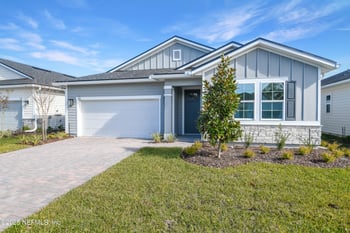 201 Enclave Ave, Palm Coast, FL 32164