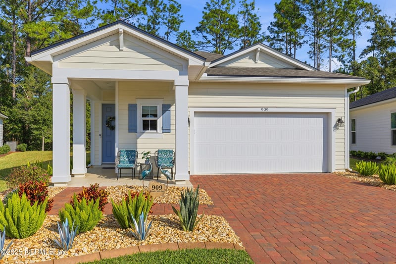 909 Rustic Mill Dr, St Augustine, FL 32092