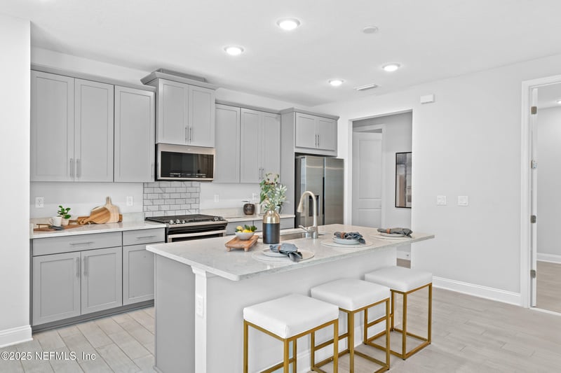 130 Juniper Hills Dr, St Johns, FL 32259