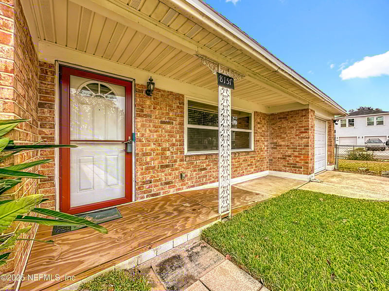 8157 Galaxie Dr, Jacksonville, FL 32244