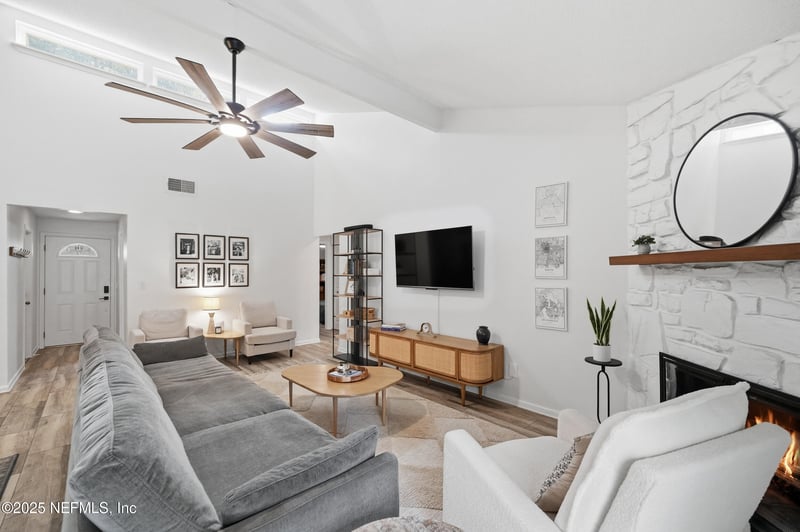 1642 Leeward Ln, Neptune Beach, FL 32266