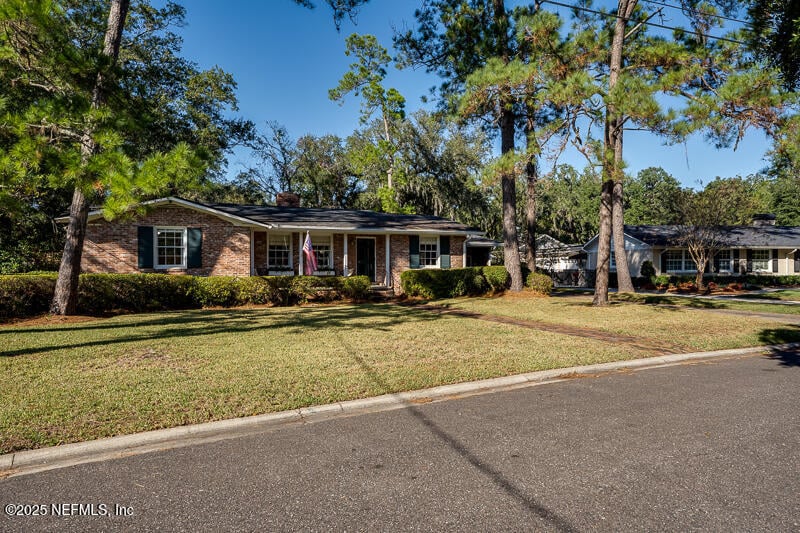 4256 Fairway Dr, Jacksonville, FL 32210